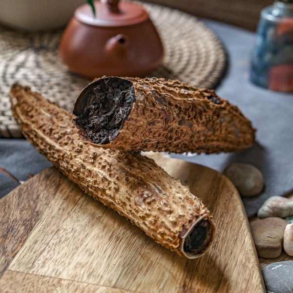 Puer in a bamboo tube